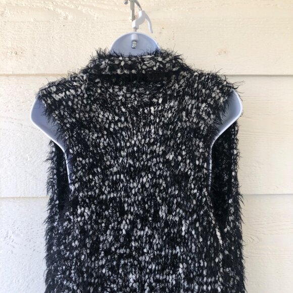Chico’s Women's Large Vest Cardigan Open Front Soft Fuzzy Black Ecru Cozy - Picture 7 of 16